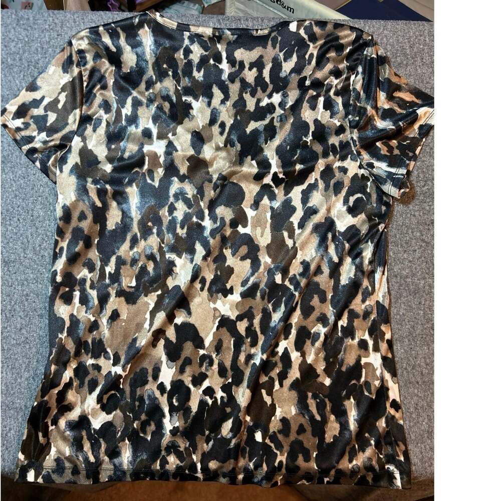 Metallic Leopard Print, Dana Buchman, Size L Short Sleeve V-Neck Gold Hardware